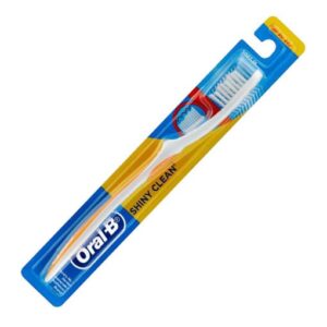 Oral-B Toothbrush Medium